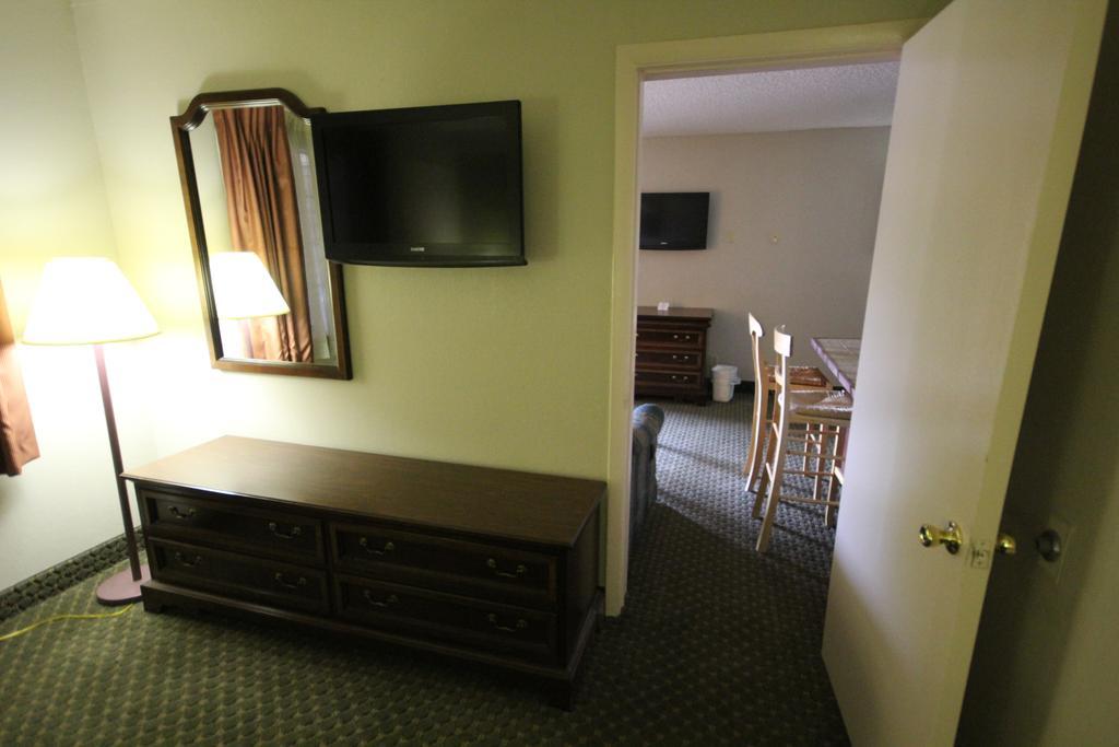 Rodeway Inn & Suites Nashville Dış mekan fotoğraf