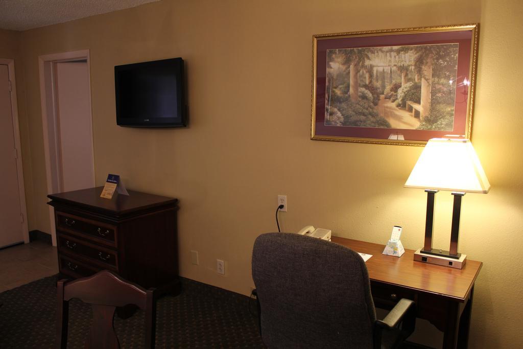 Rodeway Inn & Suites Nashville Dış mekan fotoğraf